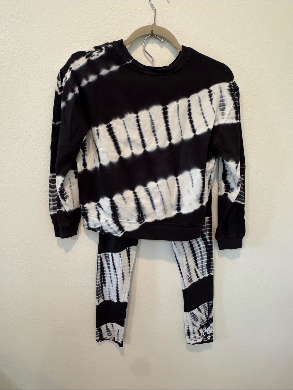Splendid Girls 2 Piece Tie-Dye Set in Black and White